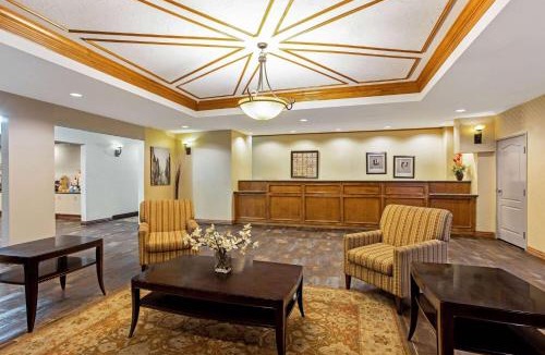 Cleburne Hotel | La Quinta by Wyndham Cleburne