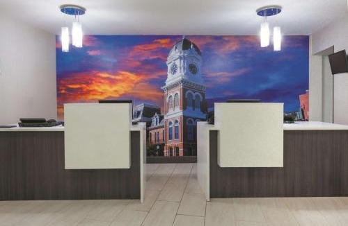 Covington Hotel | La Quinta by Wyndham Covington