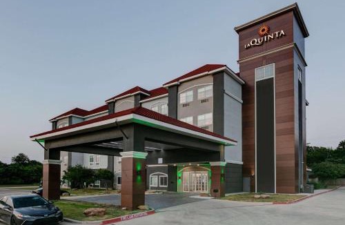 Decatur Hotel | La Quinta by Wyndham Decatur