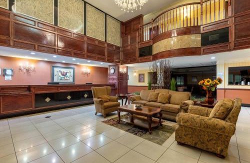 Dodge City Hotel | La Quinta by Wyndham Dodge City