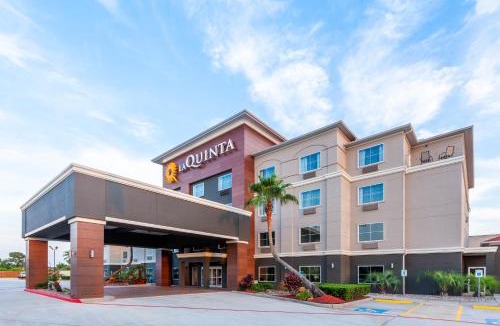 Northeast Houston Hotel | La Quinta by Wyndham Houston Channelview