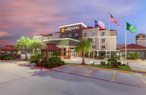 Northeast Houston Hotel | La Quinta by Wyndham Houston Channelview