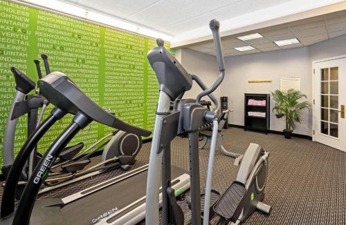 Memorial Hotel | La Quinta by Wyndham Houston West Park 10