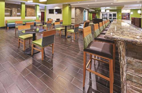 Willowbrook Hotel | La Quinta by Wyndham Houston Willowbrook