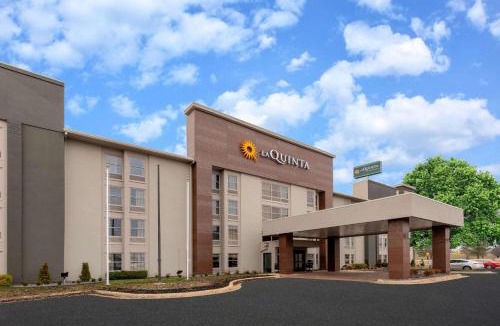 Jonesboro Hotel | La Quinta by Wyndham Jonesboro
