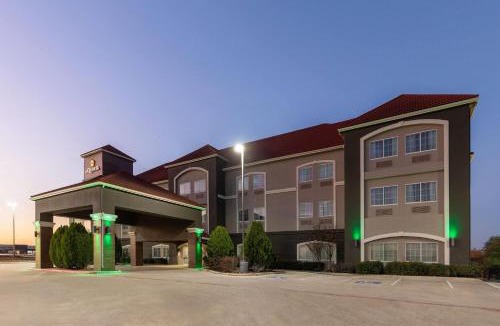 Kyle Hotel | La Quinta by Wyndham Kyle - Austin South