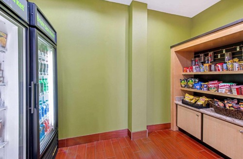 Leesville Hotel | La Quinta by Wyndham Leesville Ft. Polk