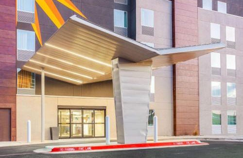 Lubbock Hotel | La Quinta by Wyndham Lubbock West Medical Center