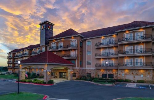 Marble Falls Hotel | La Quinta by Wyndham Marble Falls