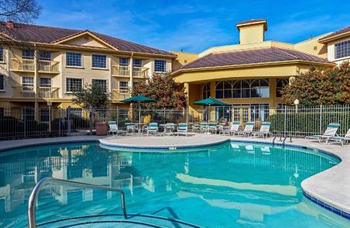 Macon Hotel | La Quinta by Wyndham Macon