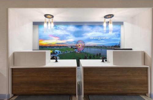 Moore Hotel | La Quinta by Wyndham Oklahoma City - Moore