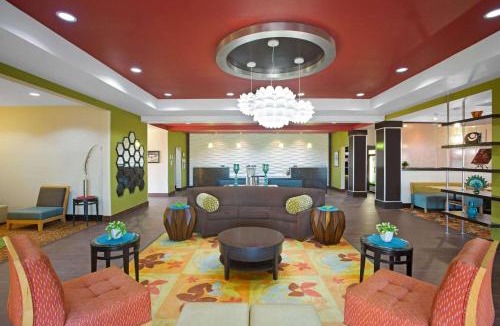 Pearsall Hotel | La Quinta by Wyndham Pearsall