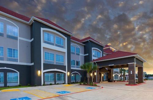 Port Lavaca Hotel | La Quinta by Wyndham Port Lavaca
