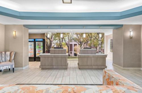 Searcy Hotel | La Quinta by Wyndham Searcy