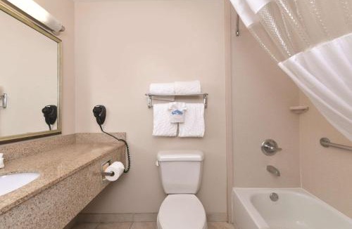 Ruidoso Downs Hotel | La Quinta by Wyndham Ruidoso Downs