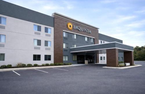 Stevens Point Hotel | La Quinta by Wyndham Stevens Point
