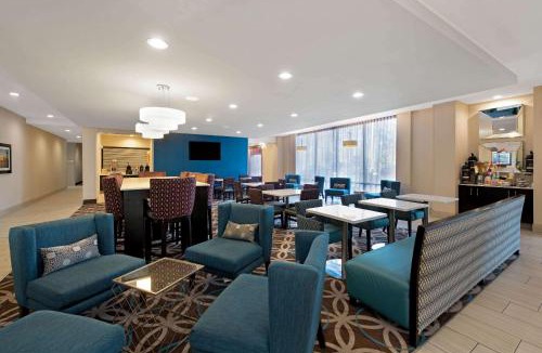 West Monroe Hotel | La Quinta by Wyndham West Monroe