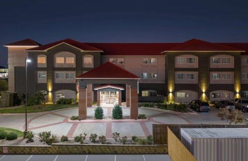Woodway Hotel | La Quinta by Wyndham Woodway - Waco South