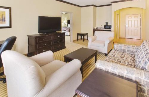 Schertz Hotel | La Quinta Inn and Suites by Wyndham - Schertz