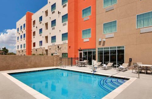 Northwest Corpus Christi Hotel | La Quinta Inn and Suites by Wyndham Corpus Christi I-37 NW