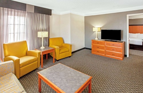 Wichita Falls Hotel | La Quinta Inn by Wyndham Wichita Falls