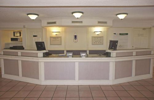 Parker Lane Hotel | La Quinta Inn by Wyndham Austin Oltorf