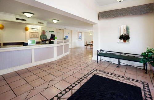 Parker Lane Hotel | La Quinta Inn by Wyndham Austin Oltorf