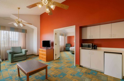 Cheyenne Hotel | La Quinta Inn by Wyndham Cheyenne