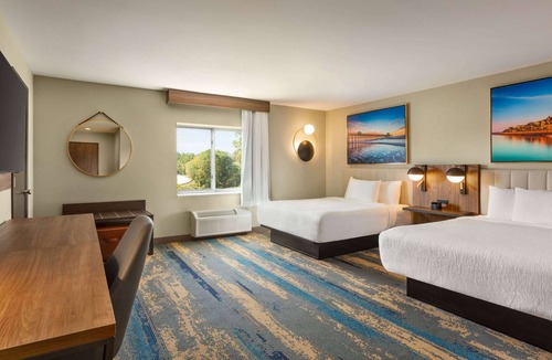 Dentsville Hotel | La Quinta Inn by Wyndham Columbia NE/Fort Jackson