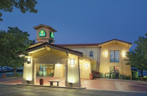 Midvale Hotel | La Quinta Inn by Wyndham Salt Lake City Midvale