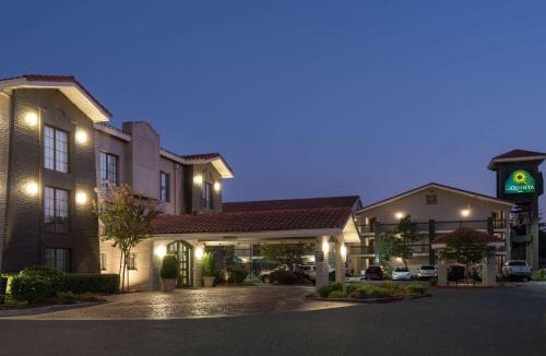 Sacramento Hotel | La Quinta Inn by Wyndham Sacramento North