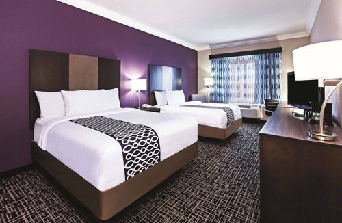 Corpus Christi Hotel | La Quinta Inn & Suites by Wyndham Corpus Christi-N Padre Isl
