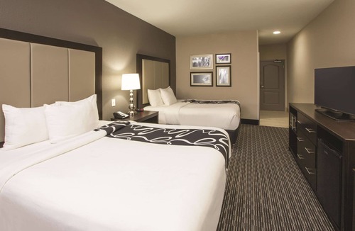 Hattiesburg Hotel | La Quinta Inn & Suites by Wyndham Hattiesburg - I-59
