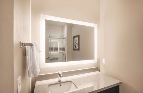 Kingsville Hotel | La Quinta Inn & Suites by Wyndham Kingsville