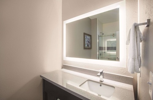 Kingsville Hotel | La Quinta Inn & Suites by Wyndham Kingsville