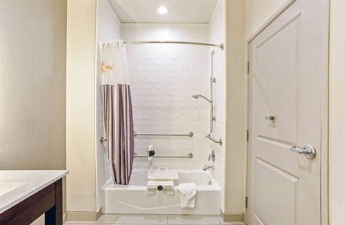 Sweetwater Hotel | La Quinta Inn & Suites by Wyndham Sweetwater East