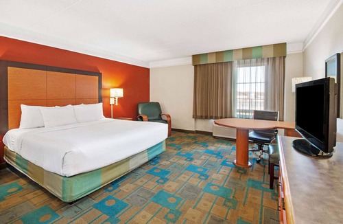 Westside Hotel | La Quinta Inn & Suites by Wyndham Albuquerque West