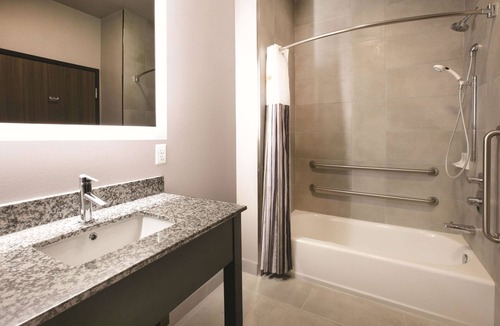 Amarillo Hotel | La Quinta Inn & Suites by Wyndham Amarillo Airport
