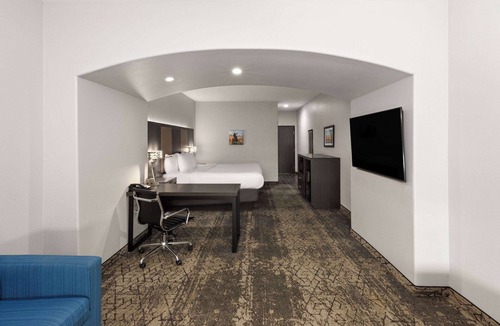 McAlester Hotel | La Quinta Inn & Suites by Wyndham McAlester