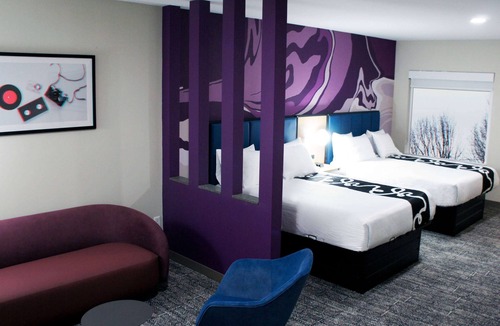 Ellendale Hotel | La Quinta Inn & Suites by Wyndham Memphis East