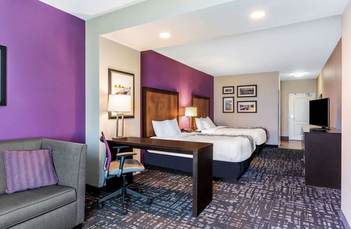 Monahans Hotel | La Quinta Inn & Suites by Wyndham Monahans