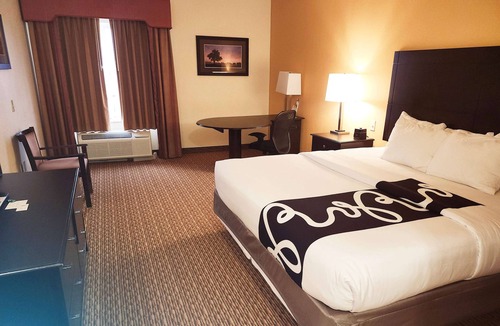Stillwater Hotel | La Quinta Inn & Suites by Wyndham Stillwater-University Area