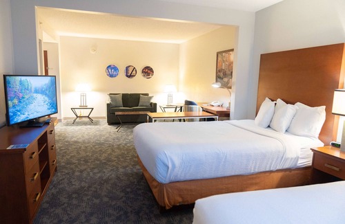 Bannockburn Hotel | La Quinta Inn & Suites by Wyndham Bannockburn-Deerfield