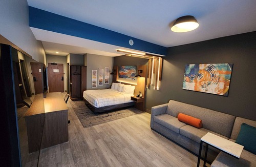 Amistad National Recreational Area Hotel | La Quinta Inn & Suites by Wyndham Del Rio