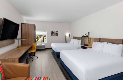 El Dorado West Hotel | La Quinta Inn & Suites by Wyndham El Paso East Loop-375