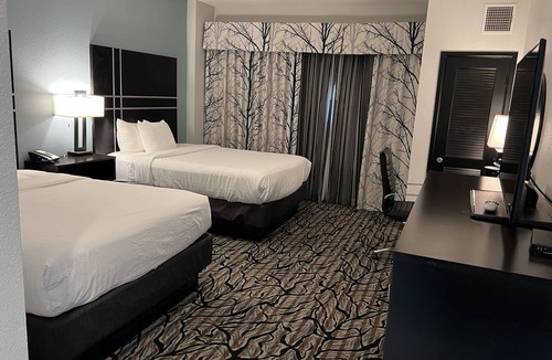 Lubbock Hotel | La Quinta Inn & Suites by Wyndham Lubbock Southwest