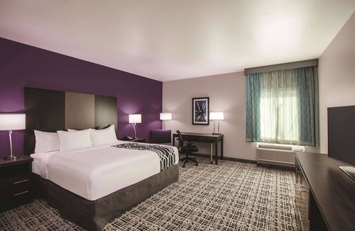 Lubbock Hotel | La Quinta Inn & Suites by Wyndham Lubbock South