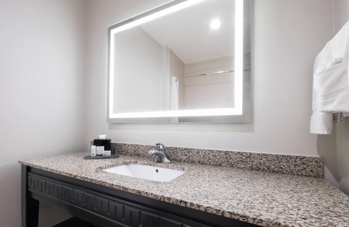 Muskogee Hotel | La Quinta Inn & Suites by Wyndham Muskogee