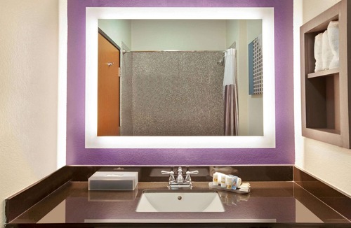 Pasadena Hotel | La Quinta Inn & Suites By Wyndham Houston Pasadena North