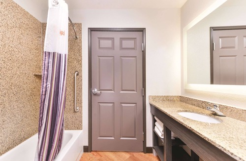 Abilene Hotel | La Quinta Inn & Suites by Wyndham Abilene Mall